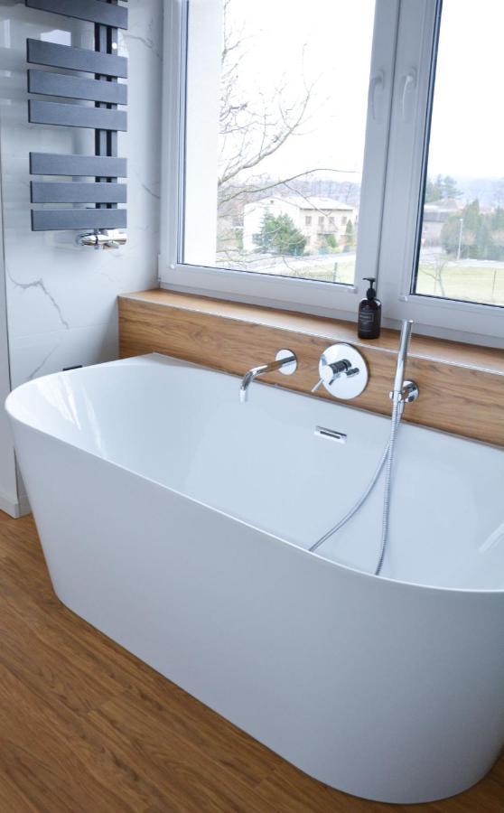 Luxury Apartment With Private Sauna Pod Javorovym Тринец Екстериор снимка