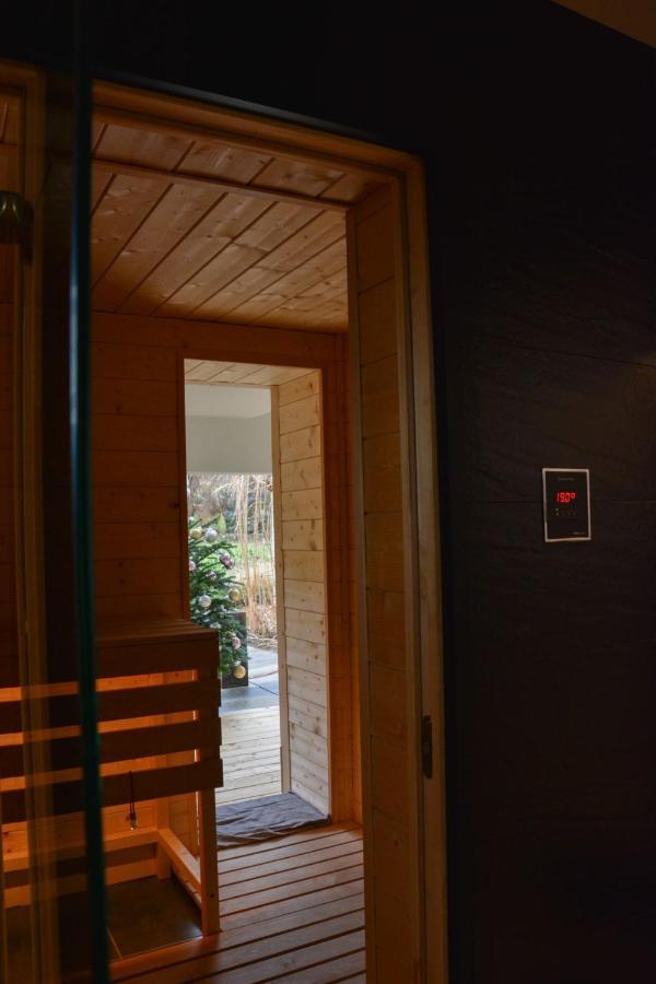 Luxury Apartment With Private Sauna Pod Javorovym Тринец Екстериор снимка